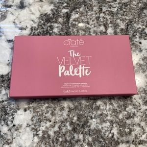 Ciaté The Velvet Palette